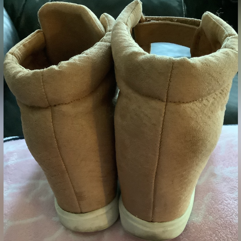 LOWEST🌺 Coconuts by Matisse Sz9.5 Camel GENUINE SUEDE UPPERS High Top Sneakers - Picture 6 of 14